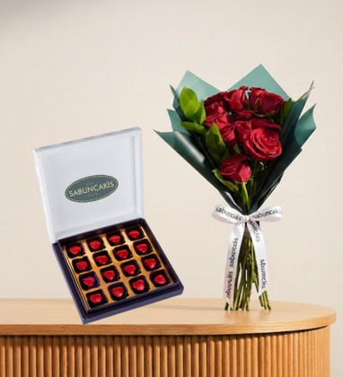 Love 15 Kırmızı Gül Kalp Çikolata